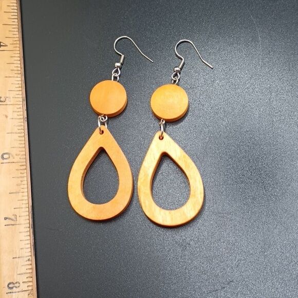BOHEMIAN tear drop pear shape wood drop earrings - Picture 1 of 3